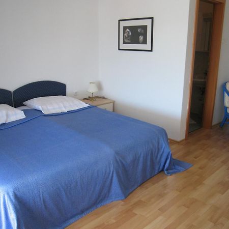 Apartment Franjo Pula Buitenkant foto